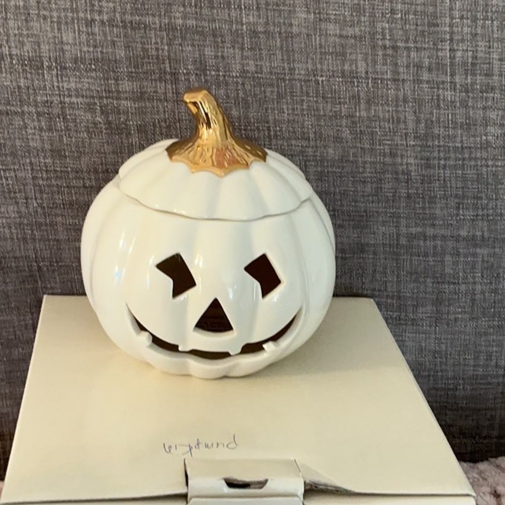 Lenox White Ceramic Pumpkin with Gold Stem - Halloween Accent